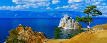 Nejhlubší jezero světa – co to je, kde se nachází a proč je tak výjimečné?